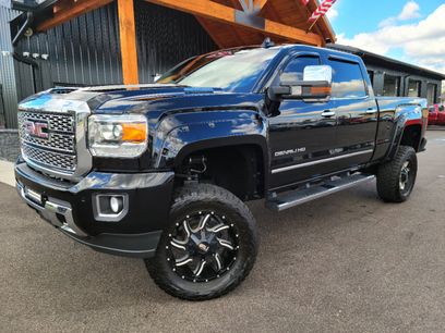 Used 2018 GMC Sierra 2500 Denali w/ Duramax Plus Package