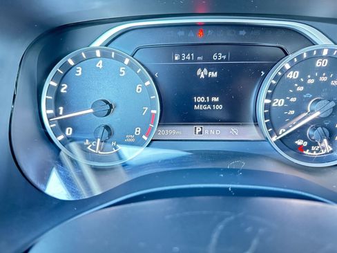 Used 2024 Nissan Frontier SV image 40