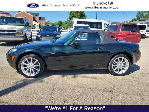 Used 2008 MAZDA MX-5 Miata Touring w/ Suspension Pkg RWD image 2