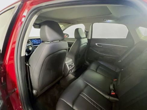 Used 2024 Hyundai Sonata Limited FWD image 19