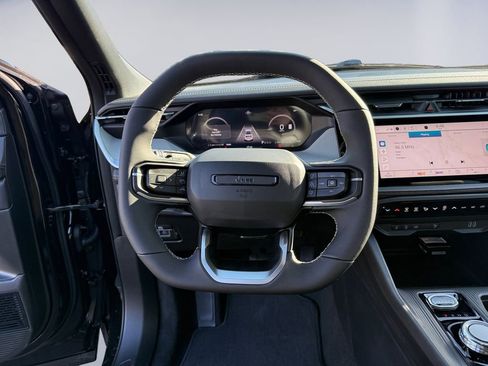 New 2026 Jeep Cherokee Limited image 13