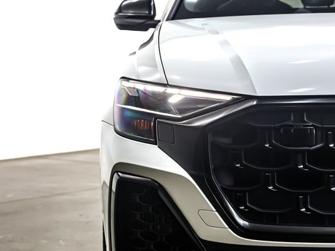 Used 2024 Audi SQ8 Premium Plus w/ Executive Package image 15