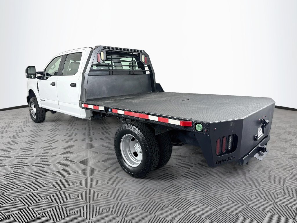 Used 2022 Ford F350 XL w/ Power Equipment Group AWD/4WD image 5