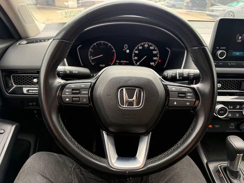 Used 2024 Honda Civic EX-L image 12