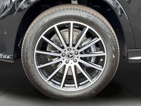 New 2025 Mercedes-Benz GLS 450 4MATIC image 5