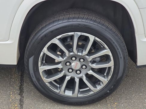 Used 2021 GMC Acadia Denali w/ Denali Technology Package image 41