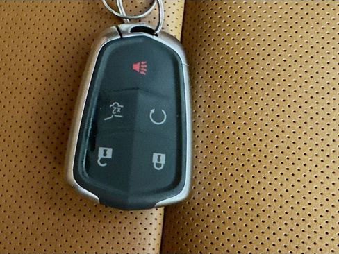 Used 2019 Cadillac XT4 Sport image 38