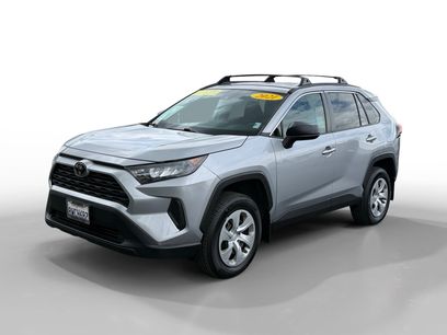 Used 2021 Toyota RAV4 LE w/ Carpet Mat Package (TMS)