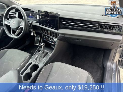 Used 2025 Volkswagen Jetta Sport FWD image 27