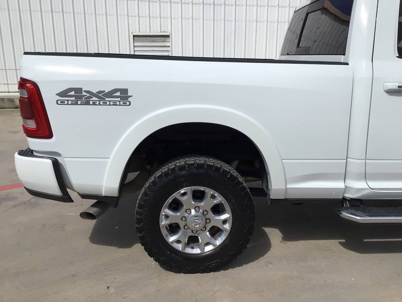 Used 2022 RAM 2500 Laramie AWD/4WD image 15