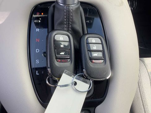 Certified 2023 Honda HR-V LX image 20