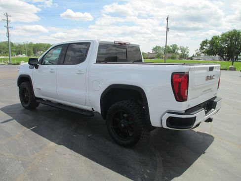 Used 2020 GMC Sierra 1500 AT4 w/ AT4 Premium Package AWD/4WD image 9