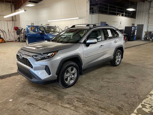 Used 2023 Toyota RAV4 XLE w/ Convenience Package AWD/4WD image 1
