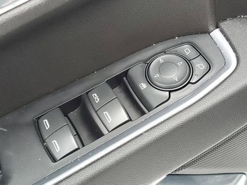 Used 2023 GMC Sierra 1500 Elevation image 22