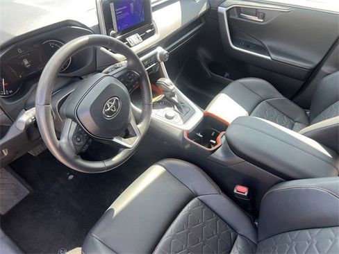 Used 2024 Toyota RAV4 Adventure image 15