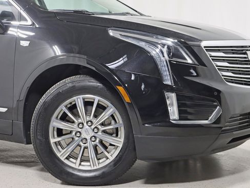 Used 2018 Cadillac XT5 Luxury image 5