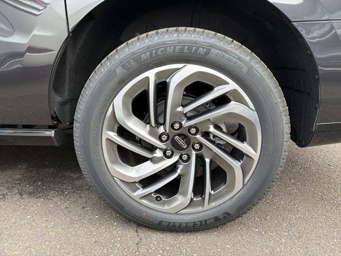 New 2025 Lincoln Navigator L Reserve image 13