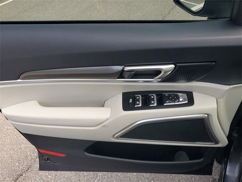 New 2025 Kia Telluride S image 21