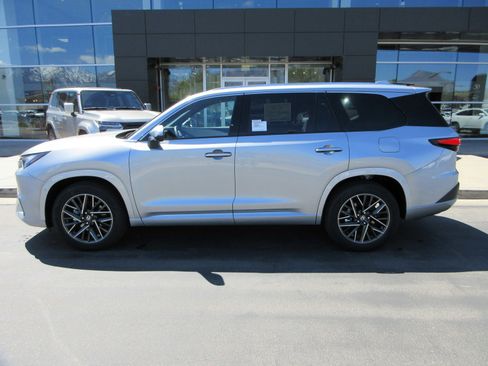 New 2026 Lexus TX 350 AWD image 3