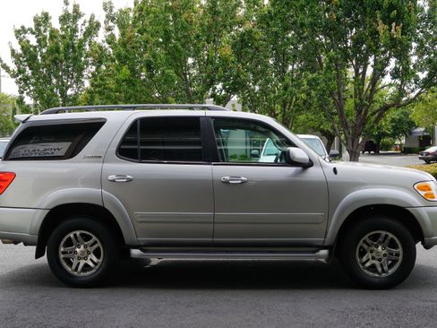 Used 2003 Toyota Sequoia Limited AWD/4WD image 10