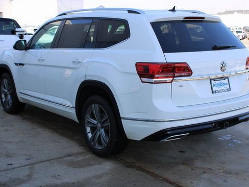 Used 2019 Volkswagen Atlas SE w/ Towing Package image 4