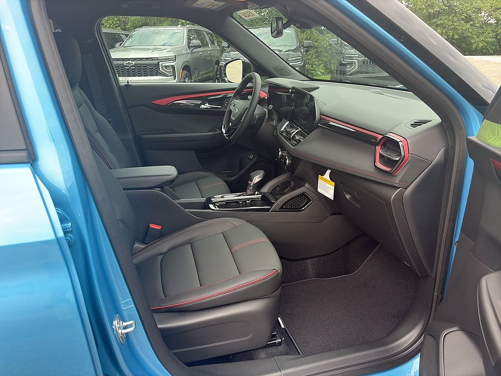 New 2026 Chevrolet TrailBlazer RS w/ Convenience Package AWD/4WD image 16