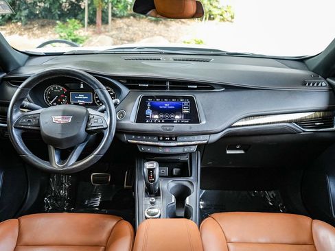 Used 2019 Cadillac XT4 Sport FWD image 13