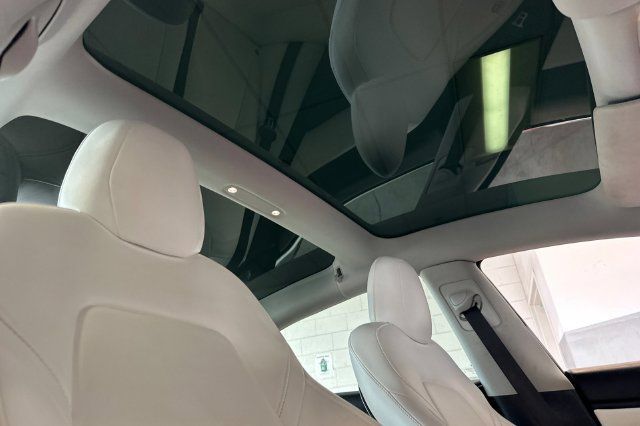 Used 2019 Tesla Model 3 Standard Range Plus RWD image 18