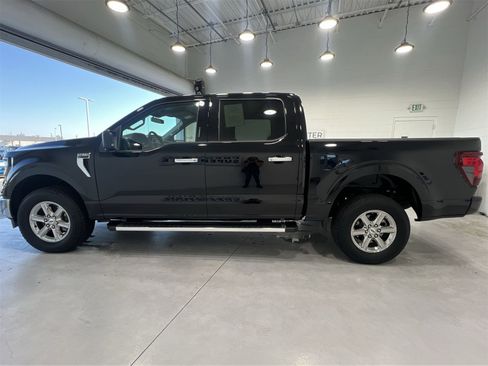 Used 2024 Ford F150 XLT image 5
