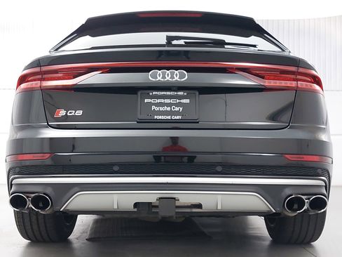 Used 2023 Audi SQ8 Prestige AWD/4WD image 6