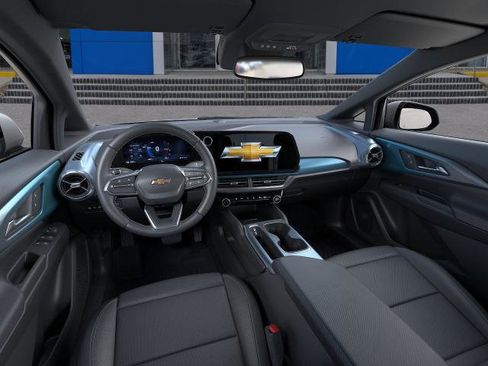 New 2026 Chevrolet Equinox EV LT image 39