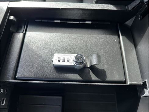 Used 2022 Toyota Tundra Limited w/ TRD Off-Road Package image 31