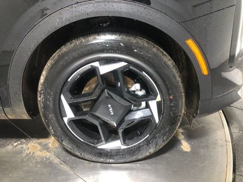 New 2026 Kia Sportage EX image 10