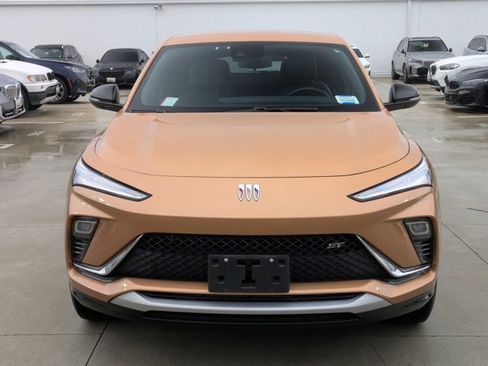 Used 2024 Buick Envista Sport Touring w/ Convenience I Package FWD image 2