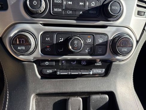 Used 2020 GMC Yukon SLE w/ SLE Value Package image 42