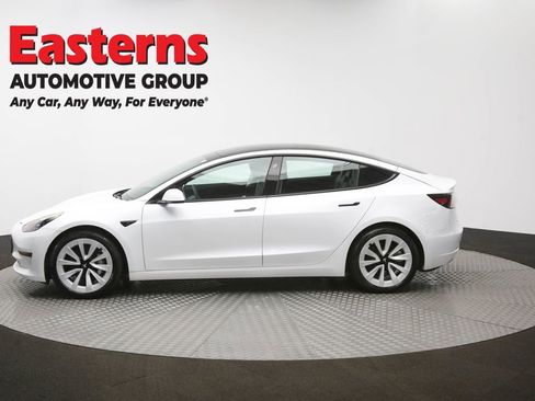 Used 2021 Tesla Model 3 Standard Range Plus image 54