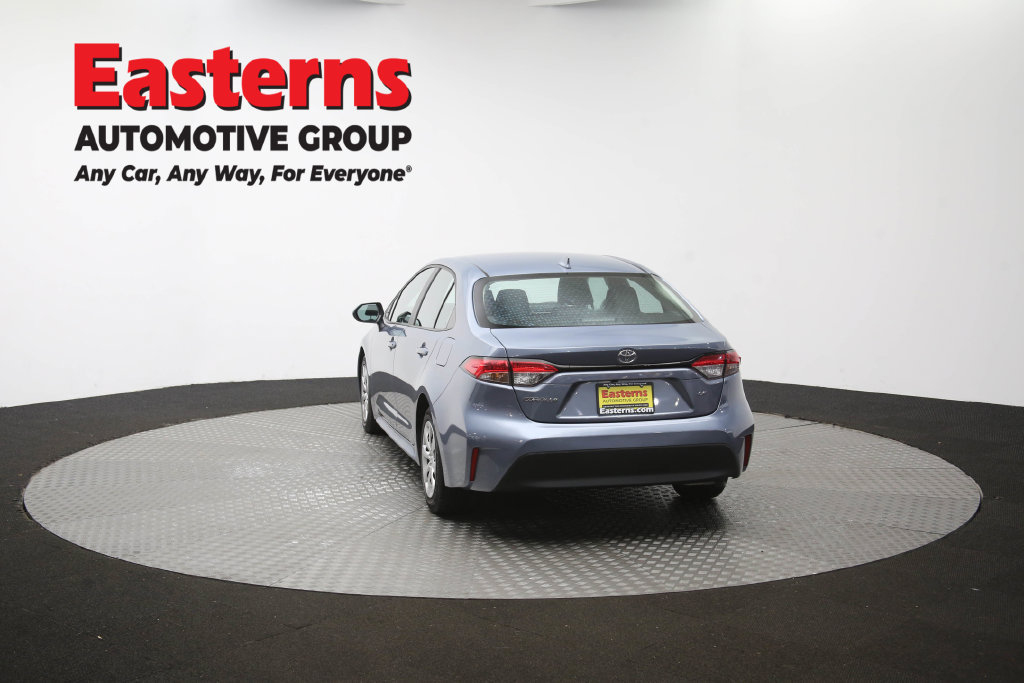 Used 2025 Toyota Corolla LE FWD image 37