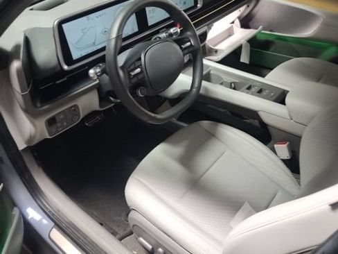 Used 2025 Hyundai Ioniq 6 Limited RWD image 7