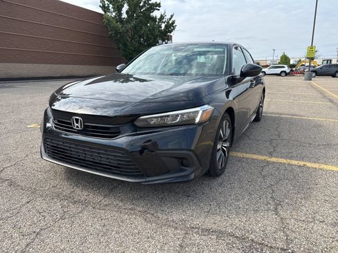Used 2024 Honda Civic EX image 8