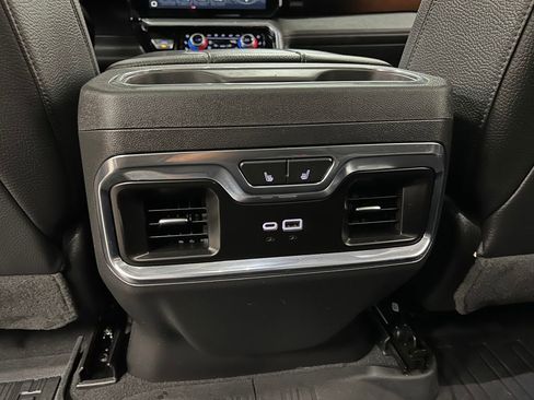 Used 2023 GMC Sierra 1500 Denali image 15
