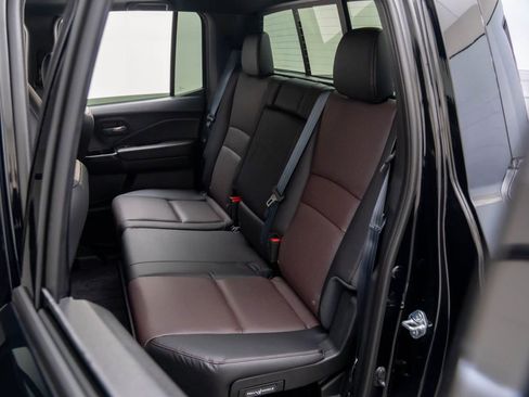 New 2026 Honda Ridgeline Black Edition image 18