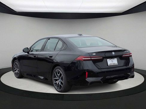 Used 2025 BMW i5 xDrive40 w/ M Sport Package image 6