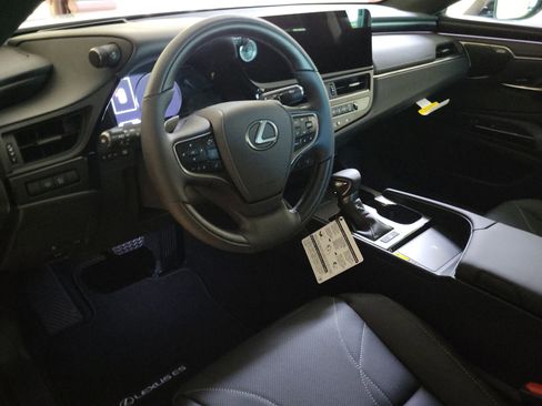 New 2025 Lexus ES 350 Ultra Luxury image 7