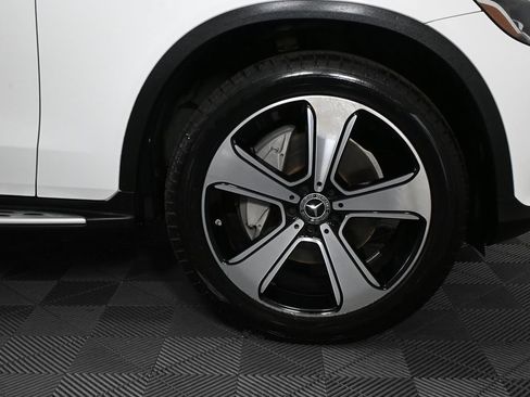 Used 2019 Mercedes-Benz GLC 300 4MATIC Coupe image 37