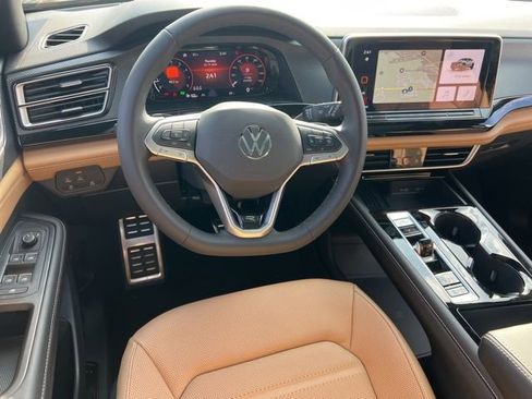 New 2026 Volkswagen Atlas Cross Sport SEL R-Line image 40