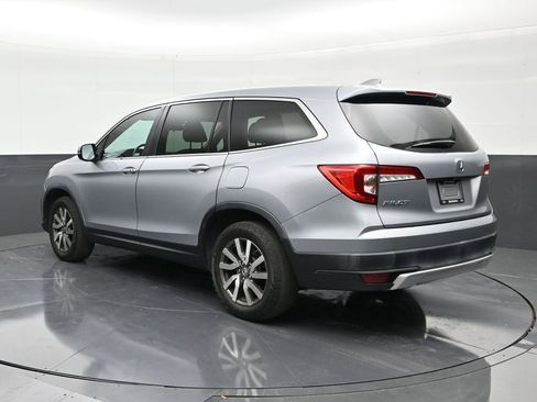 Used 2021 Honda Pilot EX image 3
