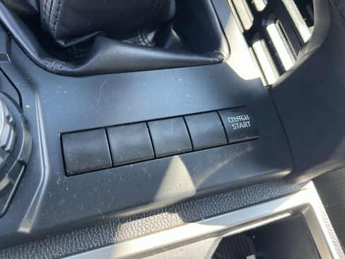 Used 2025 Toyota Tacoma SR AWD/4WD image 26
