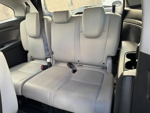 Used 2022 Honda Odyssey EX-L image 10