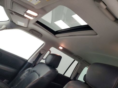 Used 2018 Nissan Armada Platinum image 24