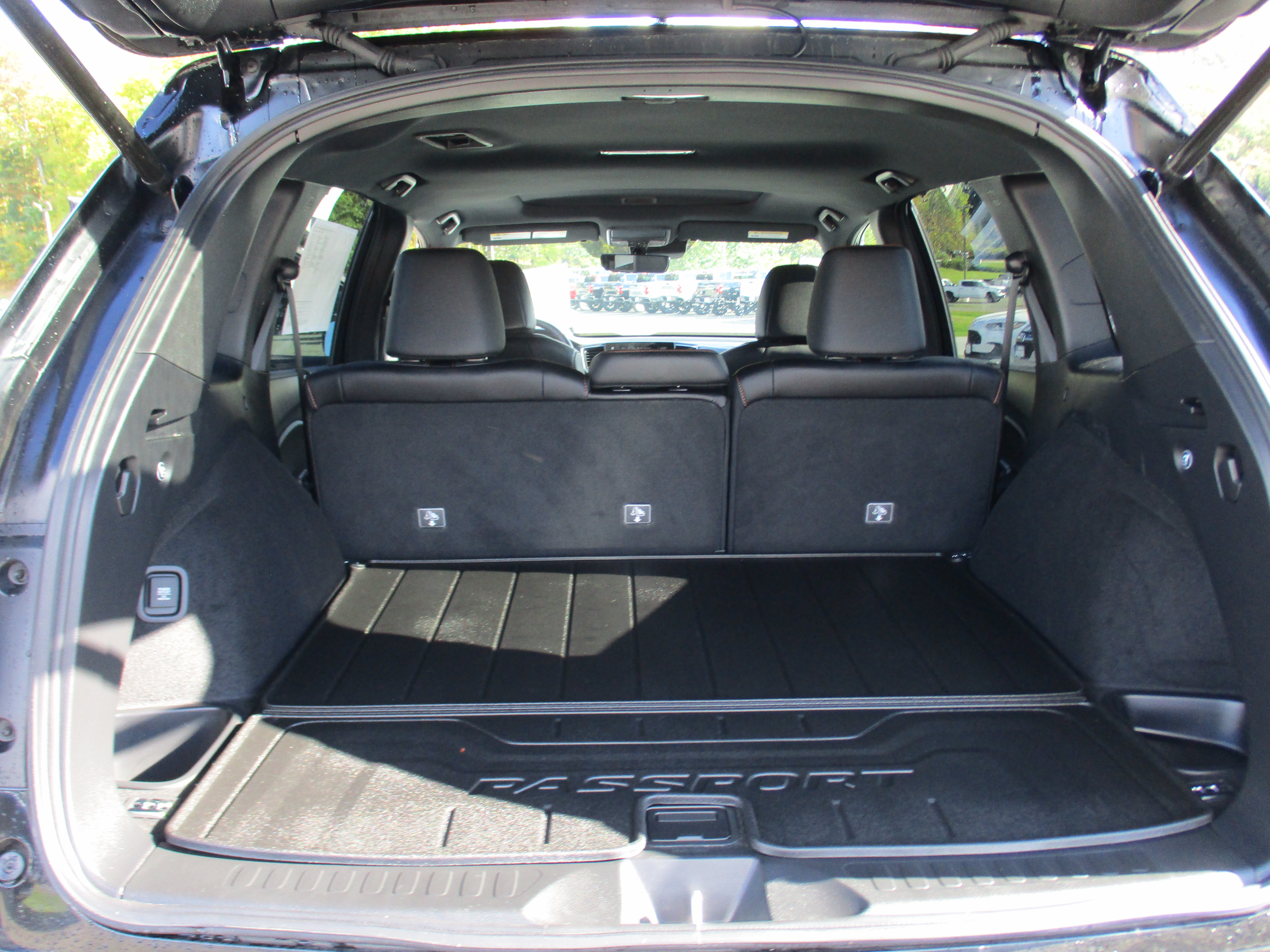 Certified 2025 Honda Passport TrailSport image 14